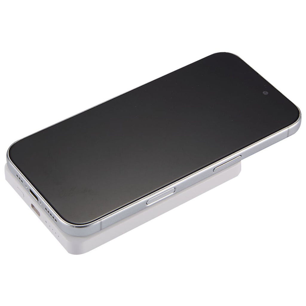 Leed's White MI Power 5000 mAh MagClick 15W Wireless Power Bank