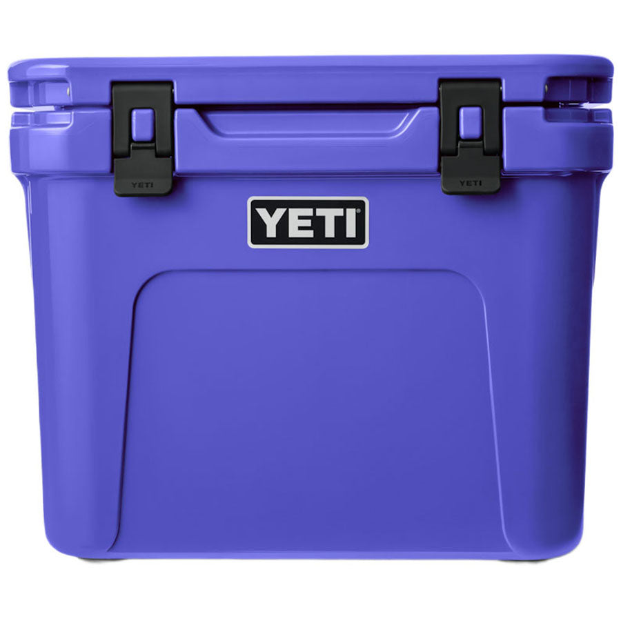 YETI Ultramarine Violet Roadie 32 Wheeled Cooler