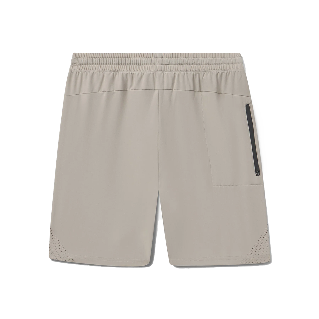 UNRL Men's Pebble Stride Short [7.5"]