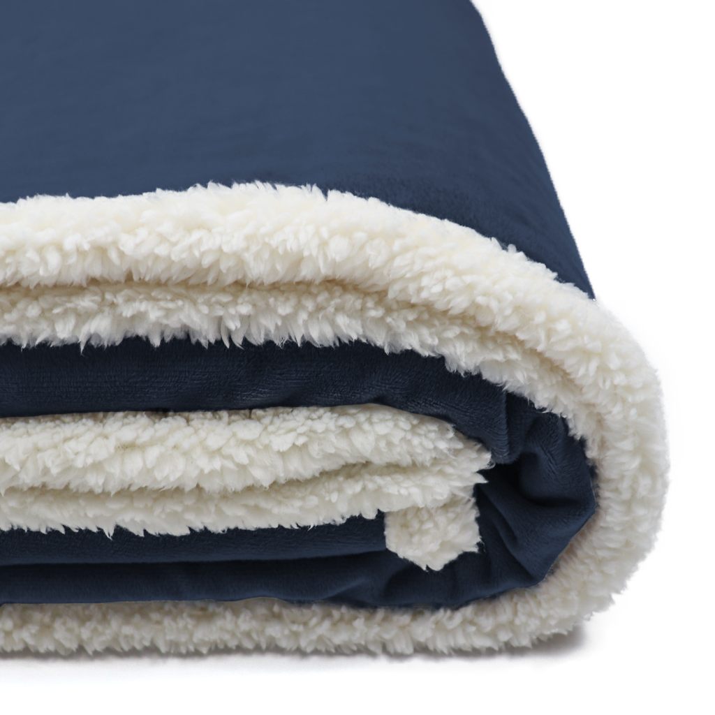 Zusa 3 Day Navy/Ivory Oversized Sherpa ZZZs Blanket